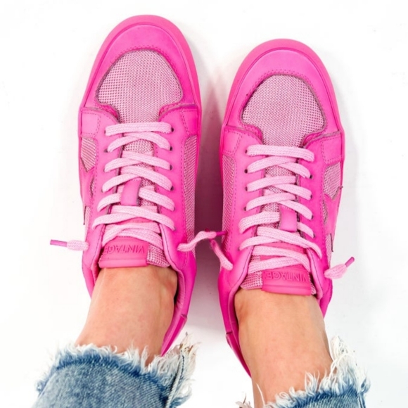 BNIB VH "Extra" Genuine Leather Sneakers - Picture 3 of 8